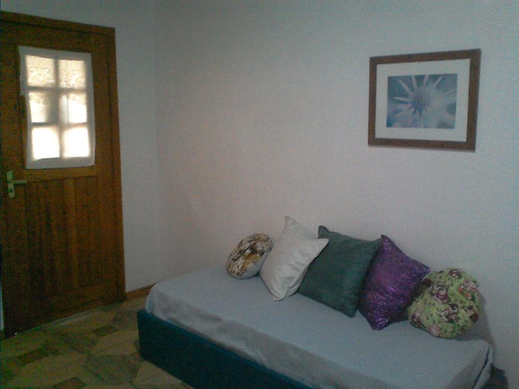 Estudio Dos Bonecos Canela Exterior photo